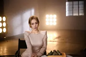 宁静决赛第一，却被骂上热搜：她到底是暴脾气，还是真性情？图片