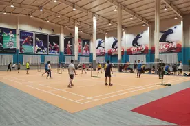 郑州球友福利到，河南火羽羽毛球运动馆邀你免费打球啦图片