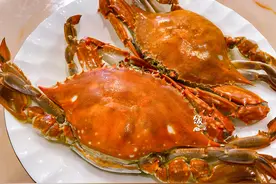 蒸梭子蟹时，不要直接上锅蒸，教你正确做法，蟹肉鲜嫩不流黄图片