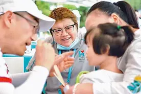 从称赞到质疑，抗疫中备受瞩目的韩红基金会你了解多少？图片