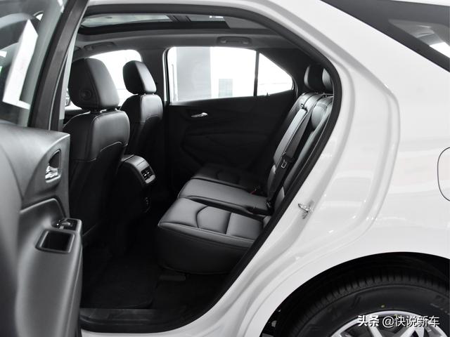 中型SUV中的运动主义 实拍探界者