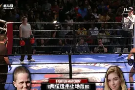 没牙老太太用街斗招数KO美女冠军，观众都看傻了图片