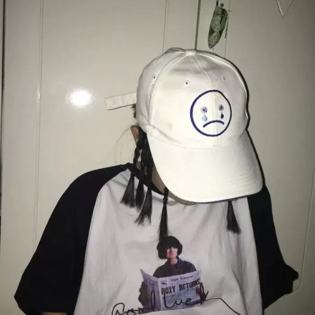 超丧女生头像‖难过的时候，坏事总是接二连三