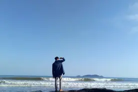 笑着吃亏的，都是聪明人图片