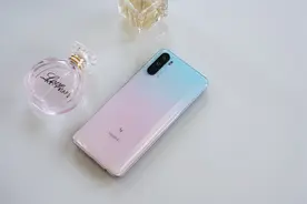 一见倾心，华为麦芒9大屏靓丽出世图片