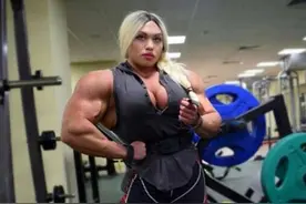 世界上最强壮的女人图片