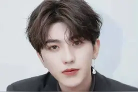 蔡徐坤“贷款卖歌”被嘲！专辑4个月卖8000万，至今仍有6首歌没发图片