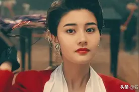 从“天台少女”到“最美港姐”，李嘉欣的豪门情史图片