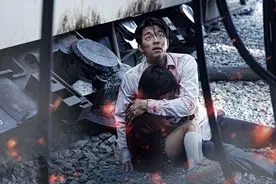 《釜山行2》太烂了，丧尸题材变飙车，远不及孔刘主演的第一部图片