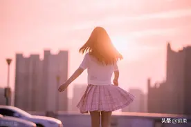 让女人朝思暮想的男人：一面是狼，一面是狗图片
