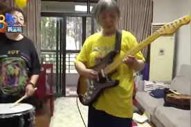 杭州“摇滚奶奶”，幸福生活全靠党图片