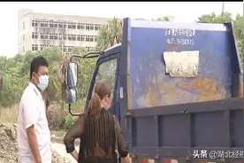 直播追踪：货车自重超标可以“打招呼”？黄冈车管所：该员工非车管所职工图片