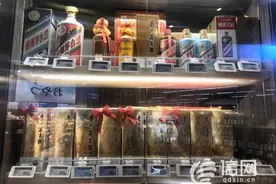 飞天茅台价格飞上天 青岛超市最便宜一瓶也要4598元图片