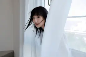女鹅快跑！图片