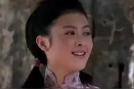 《铁梨花》柳凤儿，一个清纯美丽的女子，却落得一尸两命的结局图片