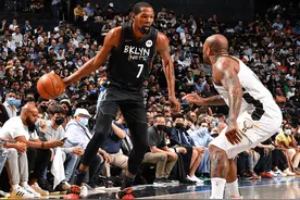 轰32+4+6！KD开挂了，无解单挑锤爆MVP，詹姆斯怒赞，哈登看嗨了图片