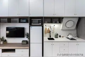 厨房太小，冰箱放在哪里最合适？我说其实还有这几个地方也很合适图片