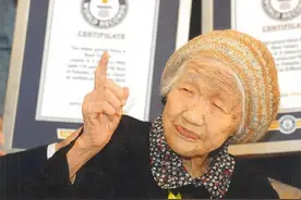 长寿的人，身上可能会有4个特征，你若符合一个也是好兆头图片