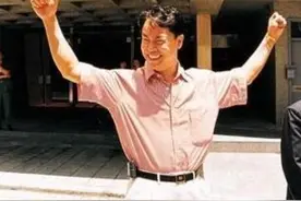 悍匪张子强的小弟，在老家建6栋别墅，儿子18岁生日送百万奔驰图片