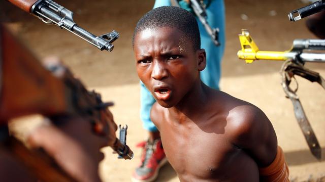 强尼扳机武器介绍（真实事件改编）