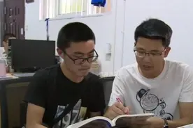 高考前一天失去唯一亲人，四川男孩拒绝资助：想靠自己的双手劳动图片