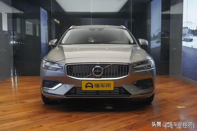 或为最美旅行车？实拍全新沃尔沃V60，33.99万元起售