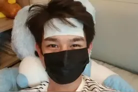 泰国当红小生Fluke生病发烧，粉丝直呼心疼图片