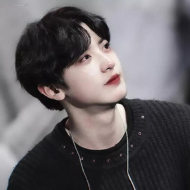 橙光游戏EXO-生存之道 私生女勇创自己的辉煌