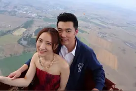 陈赫5年首次带张子萱出境，许婧刚从国外环游回来，谁才是赢家？图片