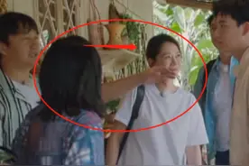 两位“妈妈”先后来蘑菇屋，张子枫反应却不同，感情亲疏一望而知图片
