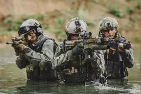 美军海豹突击队转型要来南海部署，中国精锐特种部队能扛得住吗？图片