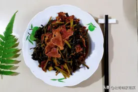 今天立冬，多吃点肉类，驱散寒凉，爆炒猪舌萝卜苗就是很好的选择图片