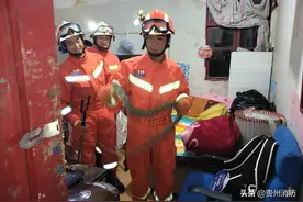 老蛇又进家，还上床了！在思南！图片