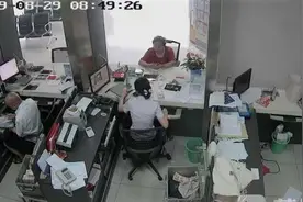 无锡一独居老人网络雇佣保姆 没想到竟“引狼入室”图片