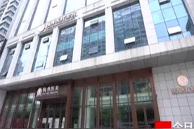 被“免费整容”的广告吸引，她们最终落入了网贷的陷阱图片