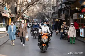 久违了！西安回坊已有些许“人气”，部分商家开始对外营业图片