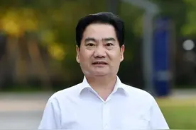 吴宗权：紧紧围绕政治建警 打造过硬公安队伍图片