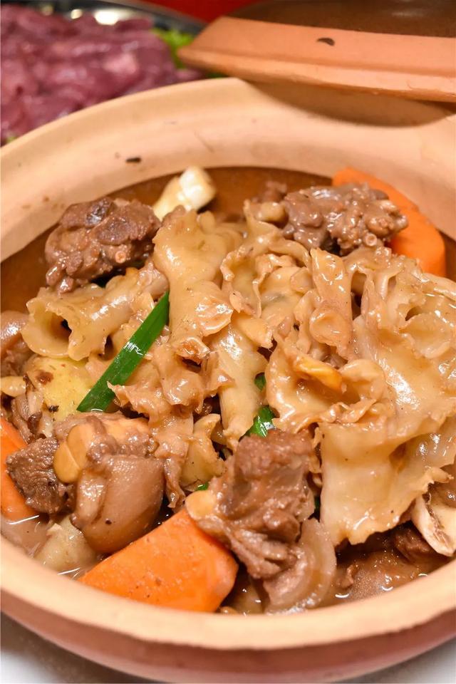 花胶褒羊肉 花胶煲羊肉有什么功效