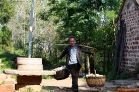 老人讲“家有滴泪屋，三年一场哭”，什么是滴泪屋？在农村很常见图片