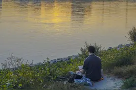 “温柔的晚风 一定能吹散很多不愉快吧”​​​​图片