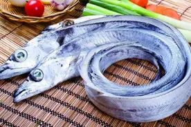 选带鱼，“黄眼”好还是“黑眼”好？看4点保证新鲜，肉又多又嫩图片