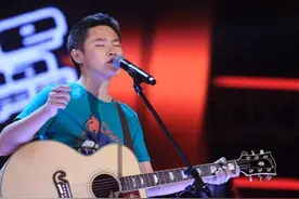 一夜爆红之后“被封杀”的梁博，别人拼命捞金他给自己“镀金”图片