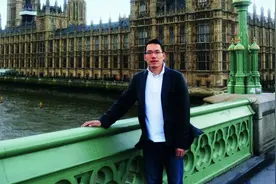 高校视界丨国家开放大学教育教学部部长李松：扎根研究与实践 做高质量在线教育图片