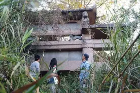 农村俗话：“出门与妻不同房，出门不拜丈家坟”啥意思？图片