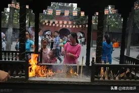 远离只烧香却不还愿的人图片
