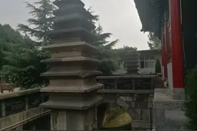 河朔第一古刹——灵泉寺图片