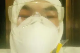 封城期来武汉打工的河南人：月入两三万，不敢住小旅馆，而住车里，累得直不起腰图片
