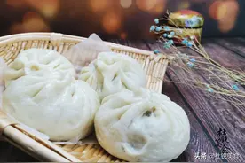 粉条素包子这样调馅，鲜香顺滑，面皮暄软不阴面，比肉包子好吃图片