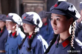 怀孕女红军和丈夫分别，被地主霸占，26年后前夫已是开国上将图片