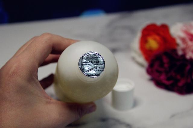 甄沐龙血树洗护发套装——让秀发重回年轻浓密